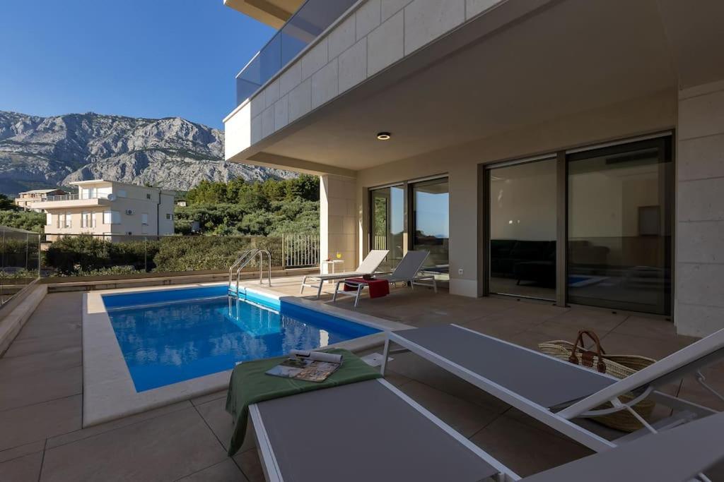 Apartman Delux With Private Pool - Makarska Exklusiv Tučepi Zewnętrze zdjęcie