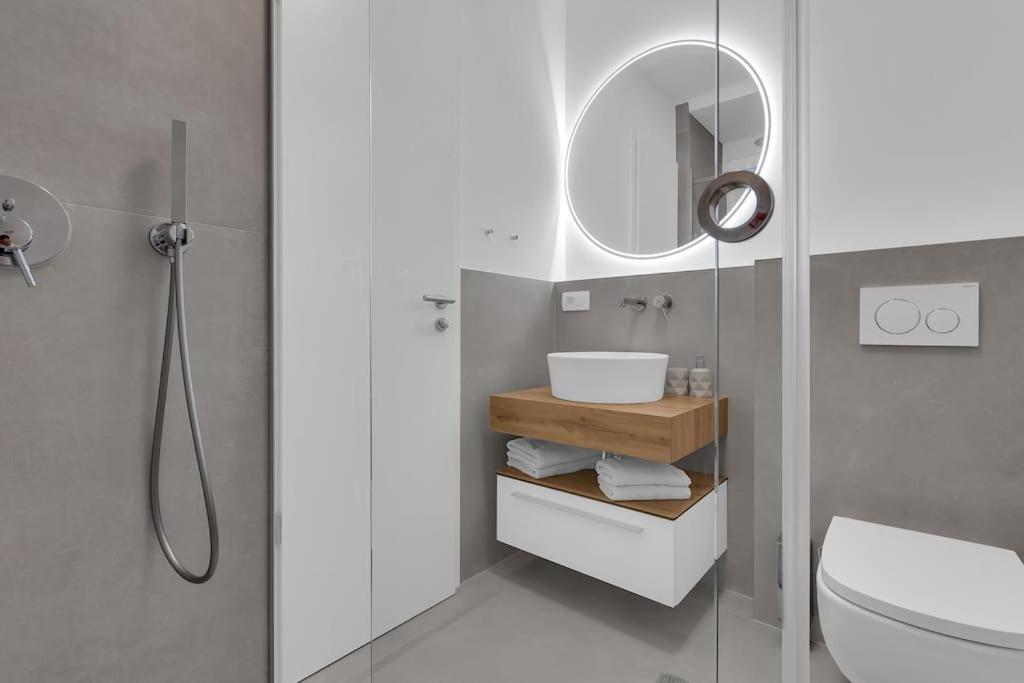 Apartman Delux With Private Pool - Makarska Exklusiv Tučepi Zewnętrze zdjęcie